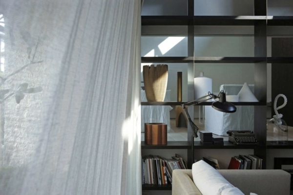 štýlová rekonštrukcia bytu - polica