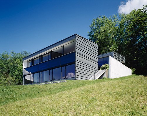 Rezidencia Klammer vo svahu - moderná architektúra