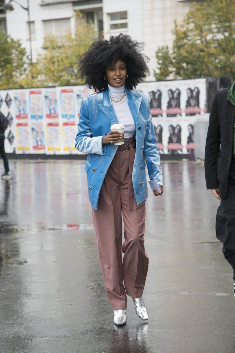 Látkové nohavice v zime kombinujú nápady oblečenia v papierových nohaviciach