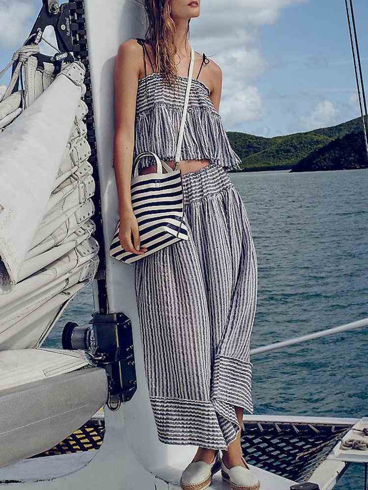 námorné pruhy a vzdušné strihy na pláž plážová móda-ženy-plazzo-nohavice-mimo-ramena-top-sada
