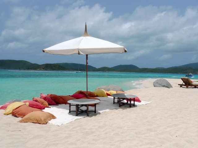 Po svadbe - odpočinok na koralovom piesku Britské Panenské ostrovy-pláž-obrázok-medové týždne