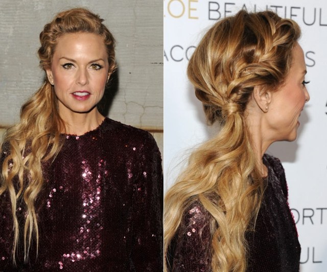 Účes Rachel Zoe s chvostom v pouličnom štýle Módny návrhár-čierno-lesklý-outfit-dlhé-blond-vlasy