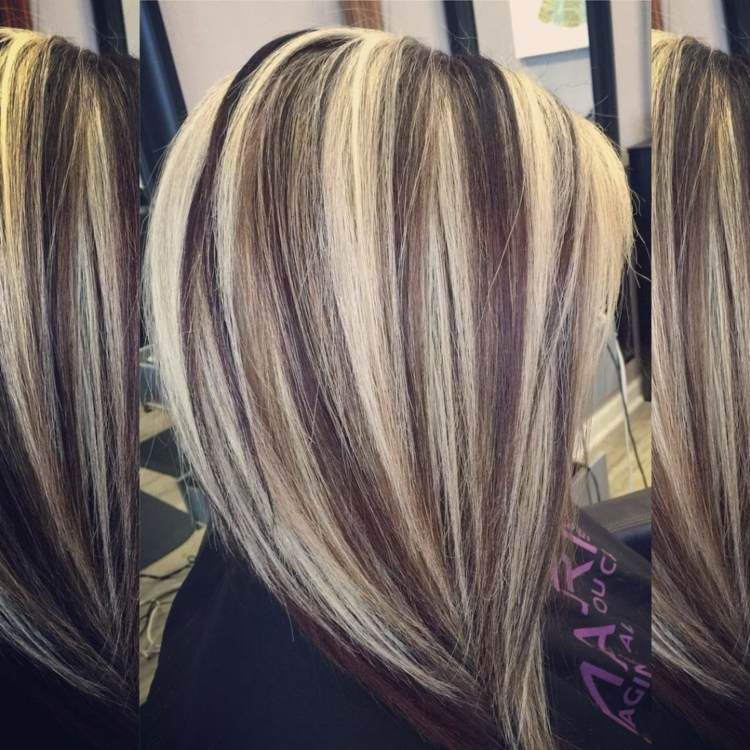 Blond melír v kombinácii s čiernou farbou vlasov zvýraznite seba čierne blond vlasy moderný vzhľad styling