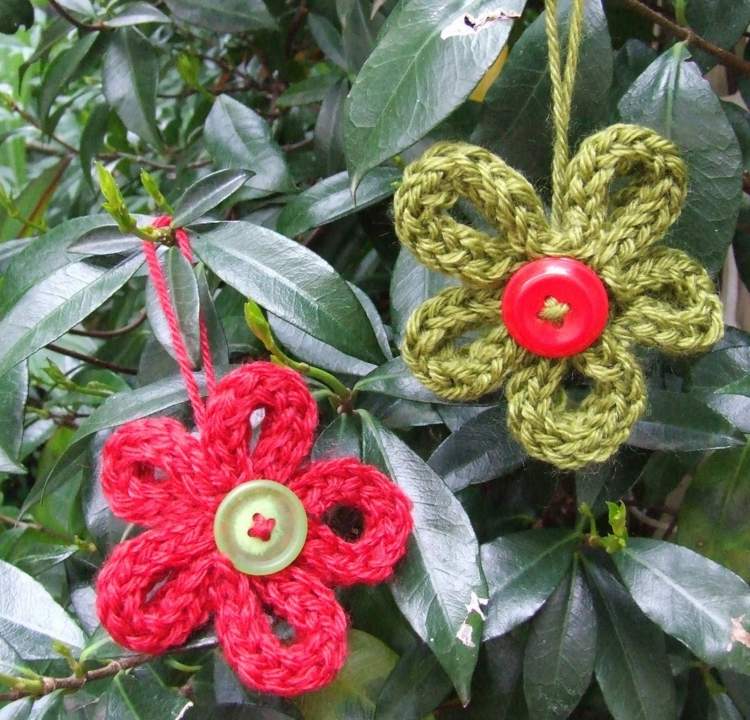 úplety-nápady-blueten-gombíky-pletenie-jednoduché-prívesky