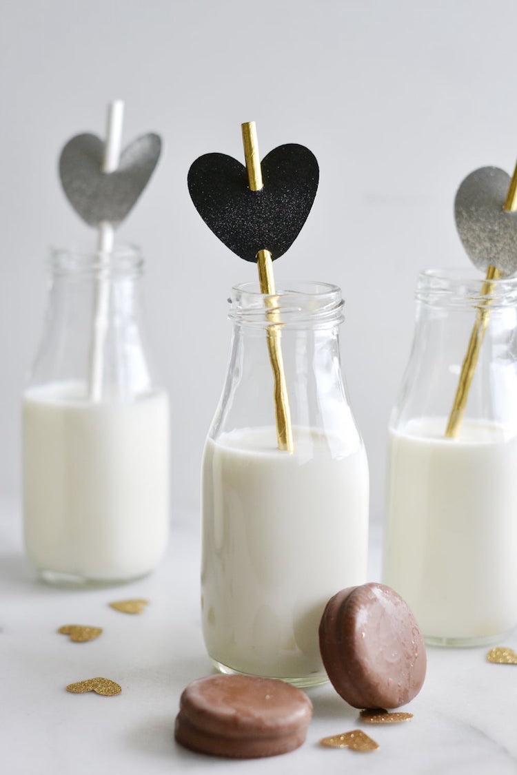 slamená dekorácia-drotár-párty-srdiečka-strieborno-zlatá-elegantná