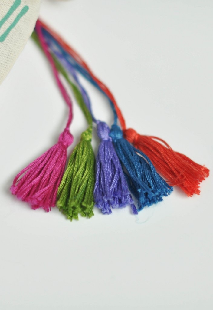 slama-ozdoba-drotarina-stranka-priadza-strapec-nitka-vyrobte si sami