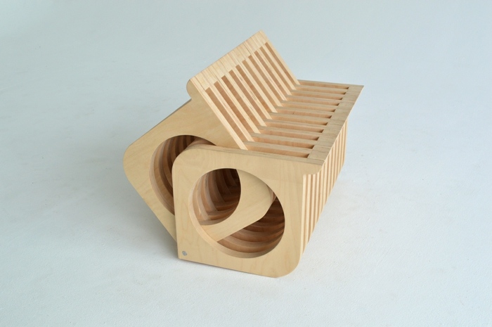 dizajnový stolný gauč drevený pohyblivý moderný