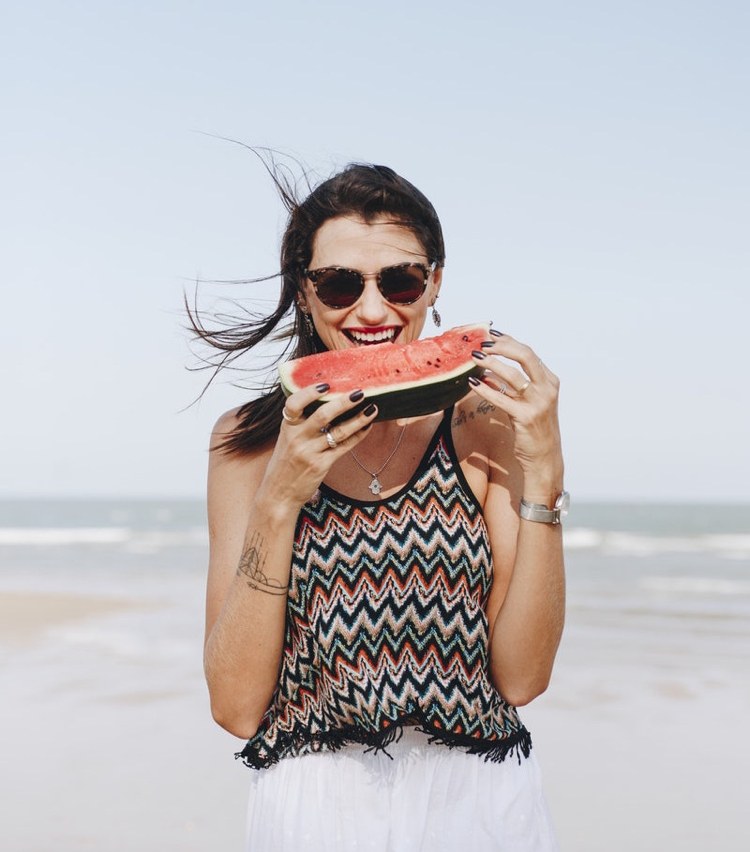 Letné top cikcakové strapce