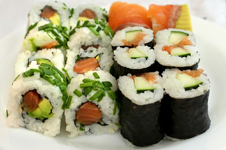 Pripravte si sushi - rýchly recept s uhorkou Vyrobte si-sushi-pripravte-rýchle-recepty