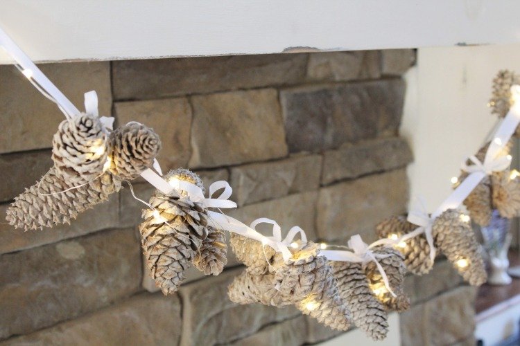 Borovicové šišky bieliaci veniec robia nápady sami
