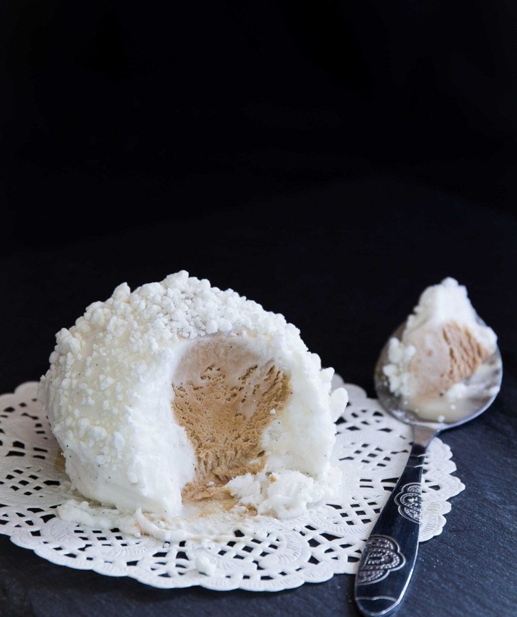 zmrzlina z kávovej pusinky tartufo bianco