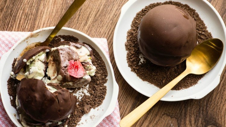 recept na tartufo klasická ovocná kôra čerešňa kakao vanilková zmrzlina