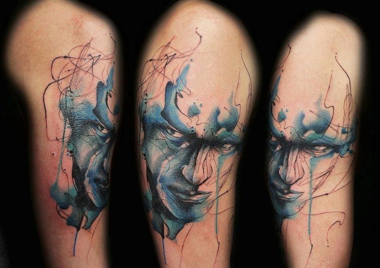 Nápad na tetovanie akvarelovou technikou Tetovanie-nápady na ramená-tváre-muži-návrhy