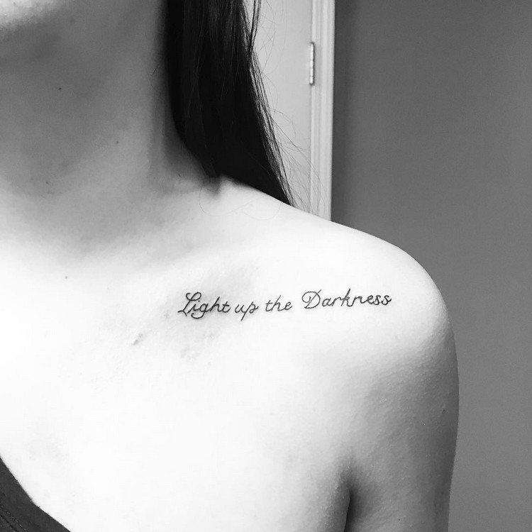 nápady na tetovanie kurzívou