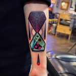 абстракция татуировка на предмишницата - пример за снимка от 21122015 № 15
