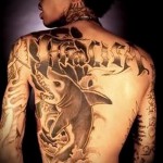 Cápa tetoválás a vállán 3