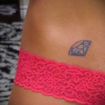 kis gyémánt tetoválás fotó