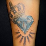 gyémánt tetoválás a kezén 3 kép