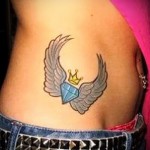 gyémánt tetoválás szárnyakkal 9 fénykép