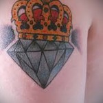 korona és gyémánt tetoválás 2 kép