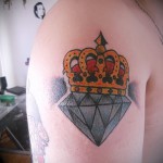 korona és gyémánt tetoválás 5 kép
