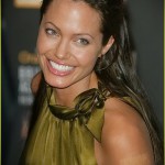 Татуировката на Анджелина Джоли - пример на снимка номер 18