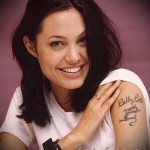 Татуировката на Анджелина Джоли - пример на снимка номер 34