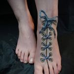 íj tetoválás a lábakon - fotó példa a kész tetoválásra 02052016 6