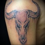 tetovaža bikove lubanje