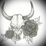 Bika koponya és rózsák - Sketch Bull Tattoo