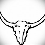 Bika koponya szarvakkal - Sketch Bull Tattoo