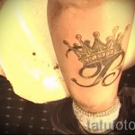 korona tetoválás betűvel - kész tetoválás fotó - 20122015 # 12