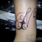 tetoválás a kezén levél - fotó a kész tetoválásról - 20122015 № 8