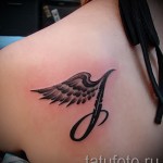 Tattoo Buchstaben L - Fotos von fertigen Tattoos - 20122015 1. szám