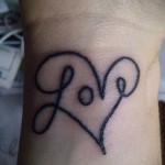 tetováló levél a szívben - egy fotó a kész tetoválásról - 20122015 1. szám