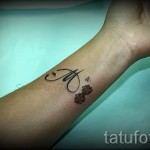 tetoválás m betű - egy fotó a kész tetoválásról - 20122015 1. szám