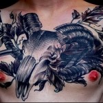 kos koponya tetoválás