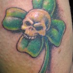 Négylevelű lóhere tetoválás