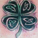 Négylevelű lóhere tetoválás - zöld tetoválás mintákkal
