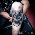 tatuaż na kolana dla faceta - przykład zdjęcia 1