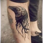 tatuaż na nodze dla facetów - przykład zdjęcia 14