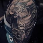 tatuaż tygrysa na dłoni - przykładowe zdjęcie 1