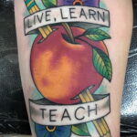 صورة وشم للمعلم عن التعليم 05.10.2020 №071 -وشم المعلم-