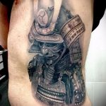 szamuráj páncél tetoválás - példa a kész tetoválásra 16052016 -ból 2