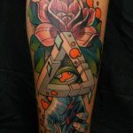 szem tetoválás háromszögben rózsákkal - fotó a kész tetoválásról 13052016 -ból 6
