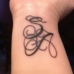 foto Tatoverings initialer fra 19.06.2018 №115 - initialer tatovering -