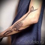 Wal -Tätowierung auf ihrem Handgelenk - ein Foto der fertigen Version der Tätowierung 14072016 2