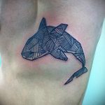 geometriai bálnatetoválás - a kész tetoválás fotóváltozata 14072016 -ból 1
