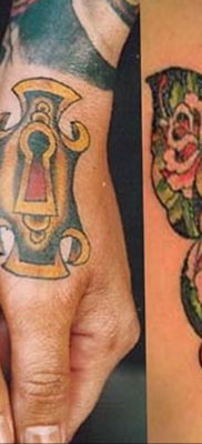 Fotó a tetováló zárról és a kulcsról 21.08.2019 №016 - tetováló zár és kulcs -