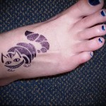 cheshire macska tetoválás